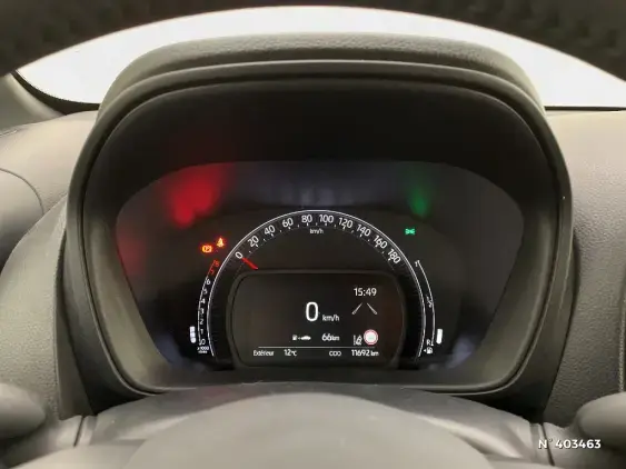 TOYOTA AYGO X - voiture d'occasion - Photo 12
