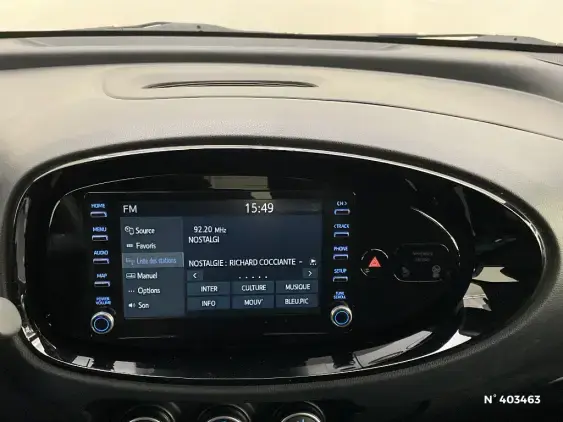 TOYOTA AYGO X - voiture d'occasion - Photo 15