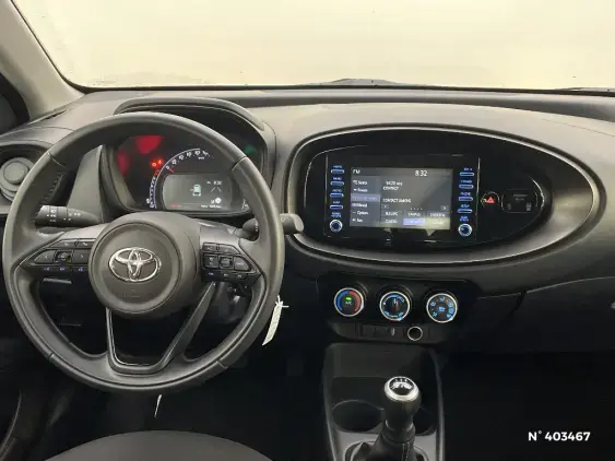 TOYOTA AYGO X - voiture d'occasion - Photo 13