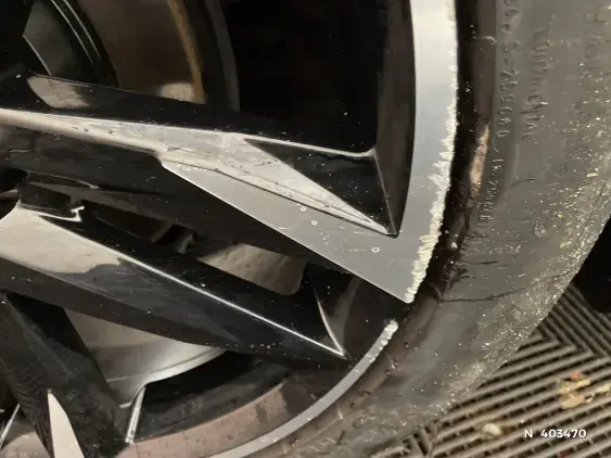 TOYOTA C-HR - voiture d'occasion - Photo 28