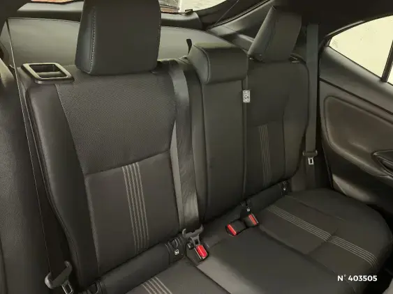 TOYOTA YARIS CROSS I - voiture d'occasion - Photo 11