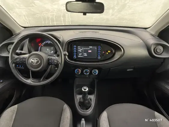 TOYOTA AYGO X - voiture d'occasion - Photo 9