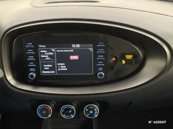 TOYOTA AYGO X - voiture d'occasion - Photo 15