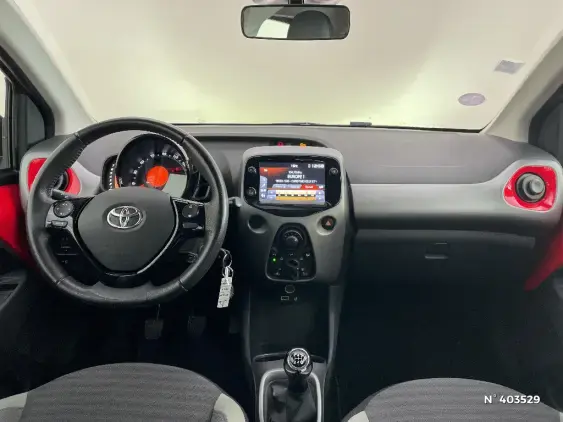 TOYOTA AYGO II - voiture d'occasion - Photo 9