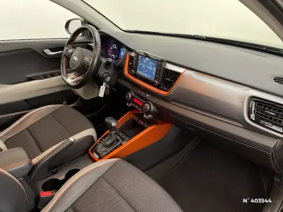 KIA STONIC - voiture d'occasion - Photo 10