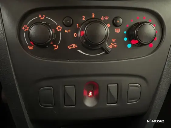 DACIA SANDERO II - voiture d'occasion - Photo 14