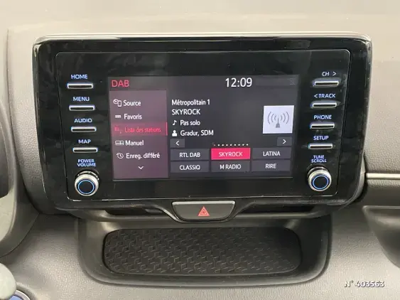 TOYOTA YARIS IV - voiture d'occasion - Photo 15