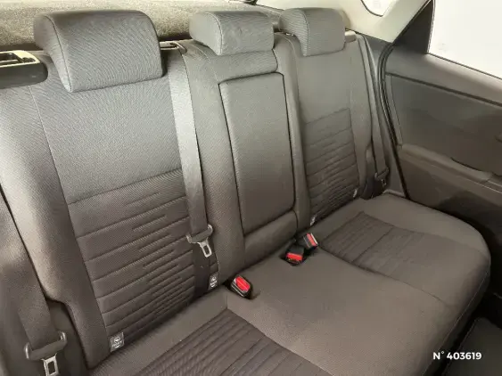 TOYOTA AURIS II - voiture d'occasion - Photo 11