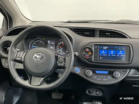 TOYOTA YARIS III - voiture d'occasion - Photo 13