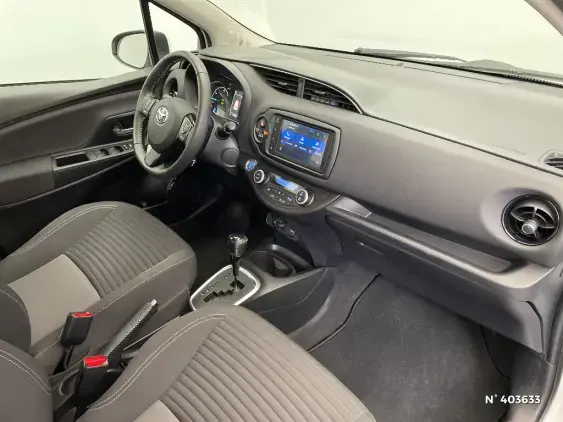 TOYOTA YARIS III - voiture d'occasion - Photo 10