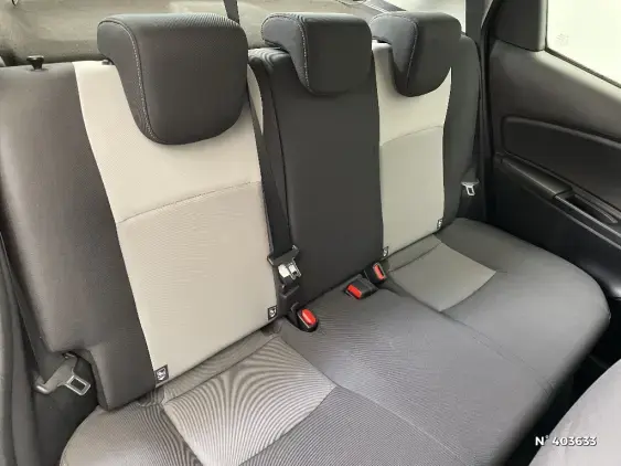 TOYOTA YARIS III - voiture d'occasion - Photo 11