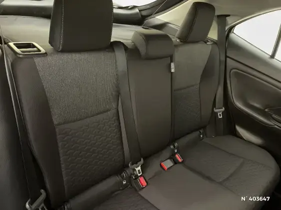 TOYOTA YARIS CROSS I - voiture d'occasion - Photo 11