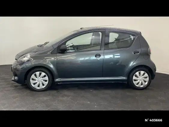 TOYOTA AYGO - voiture d'occasion - Photo 2