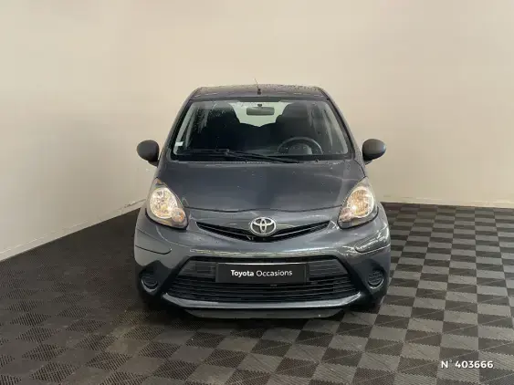 TOYOTA AYGO - voiture d'occasion - Photo 3
