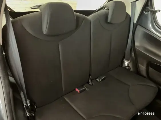 TOYOTA AYGO - voiture d'occasion - Photo 11