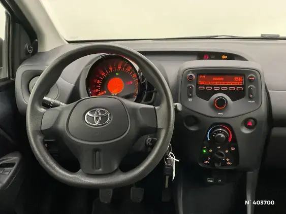 TOYOTA AYGO II - voiture d'occasion - Photo 13