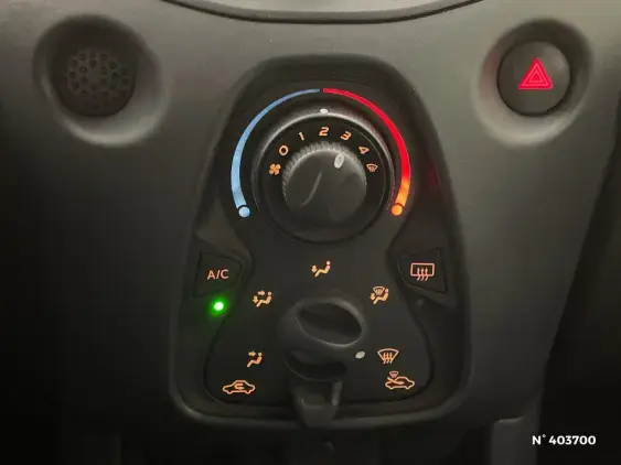 TOYOTA AYGO II - voiture d'occasion - Photo 14