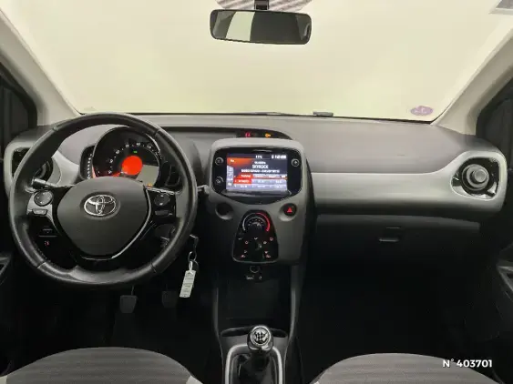 TOYOTA AYGO II - voiture d'occasion - Photo 9