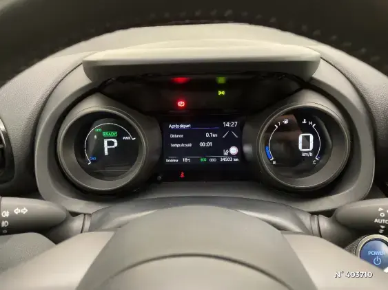 TOYOTA YARIS CROSS I - voiture d'occasion - Photo 12