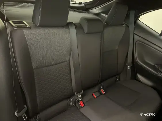 TOYOTA YARIS CROSS I - voiture d'occasion - Photo 11