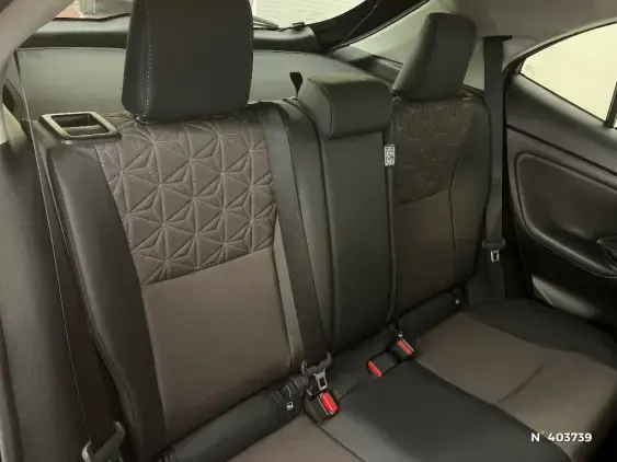 TOYOTA YARIS CROSS I - voiture d'occasion - Photo 11