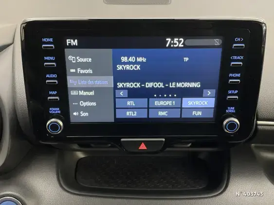 TOYOTA YARIS IV - voiture d'occasion - Photo 15