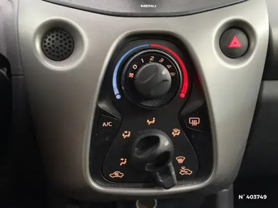 TOYOTA AYGO II - voiture d'occasion - Photo 14