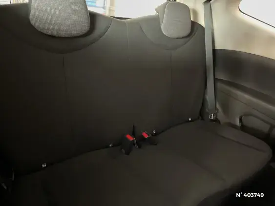 TOYOTA AYGO II - voiture d'occasion - Photo 11