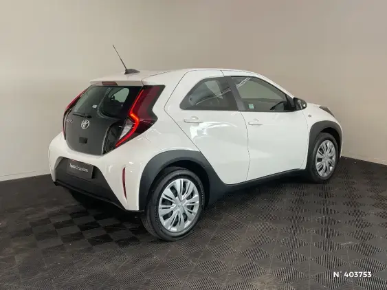 TOYOTA AYGO X - voiture d'occasion - Photo 4
