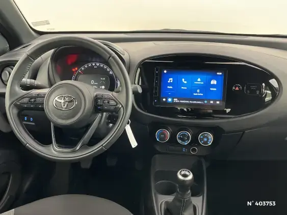 TOYOTA AYGO X - voiture d'occasion - Photo 13