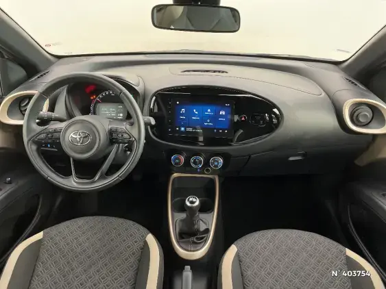 TOYOTA AYGO X - voiture d'occasion - Photo 9