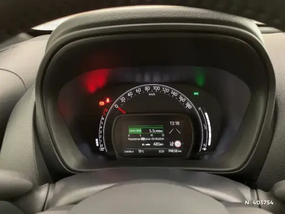 TOYOTA AYGO X - voiture d'occasion - Photo 12