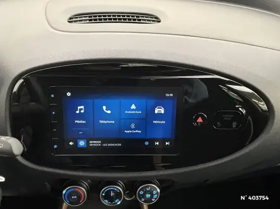TOYOTA AYGO X - voiture d'occasion - Photo 15