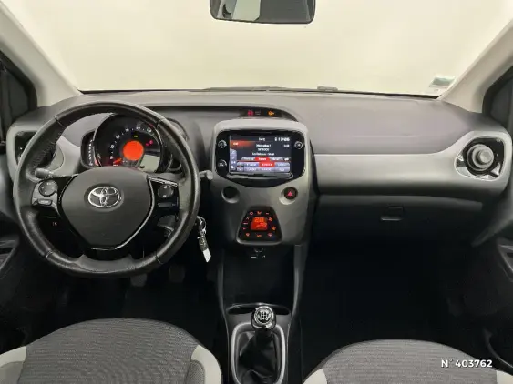 TOYOTA AYGO II - voiture d'occasion - Photo 9