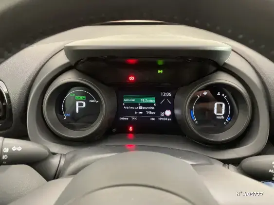 TOYOTA YARIS CROSS I - voiture d'occasion - Photo 12