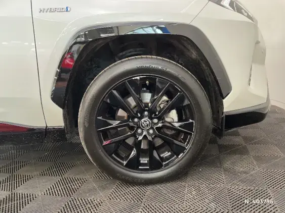 TOYOTA RAV4 V - voiture d'occasion - Photo 8