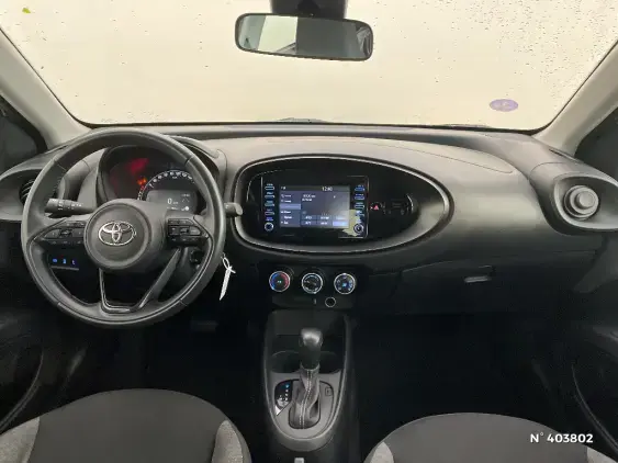 TOYOTA AYGO X - voiture d'occasion - Photo 9