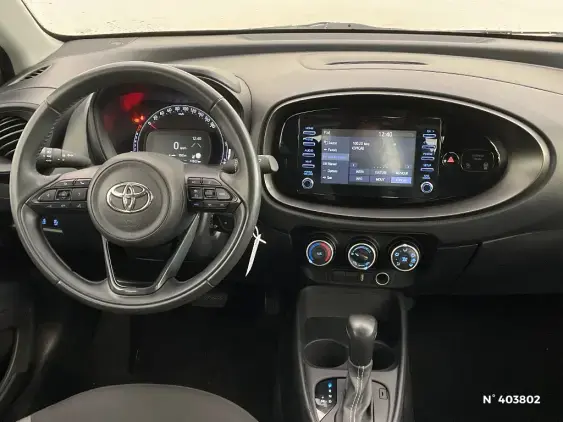 TOYOTA AYGO X - voiture d'occasion - Photo 13
