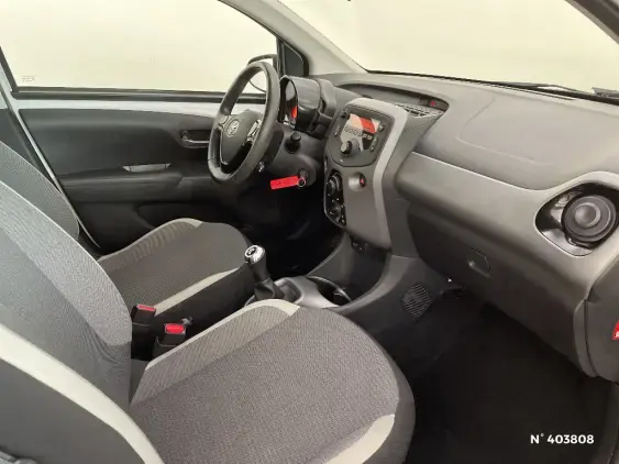 TOYOTA AYGO II - voiture d'occasion - Photo 10