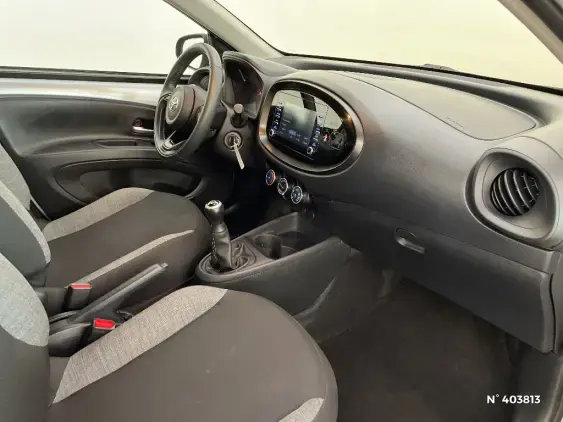 TOYOTA AYGO X - voiture d'occasion - Photo 10