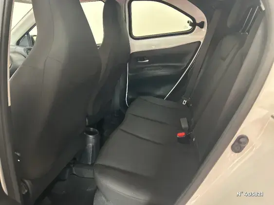 TOYOTA AYGO X - voiture d'occasion - Photo 11