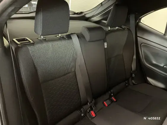TOYOTA YARIS CROSS I - voiture d'occasion - Photo 11