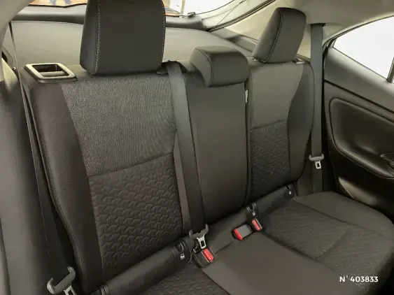 TOYOTA YARIS CROSS I - voiture d'occasion - Photo 11