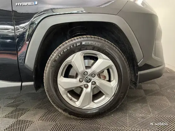 TOYOTA RAV4 V - voiture d'occasion - Photo 8