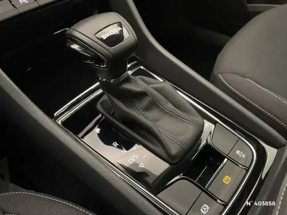 SKODA KAROQ - voiture d'occasion - Photo 27