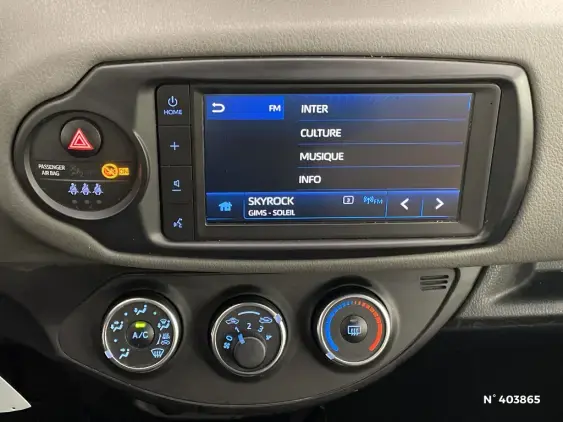 TOYOTA YARIS III - voiture d'occasion - Photo 15