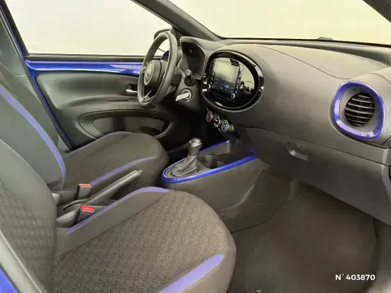 TOYOTA AYGO X - voiture d'occasion - Photo 10