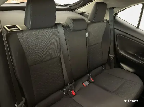 TOYOTA YARIS CROSS I - voiture d'occasion - Photo 11