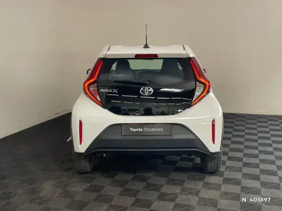 TOYOTA AYGO X - voiture d'occasion - Photo 6