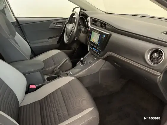 TOYOTA AURIS II - voiture d'occasion - Photo 10